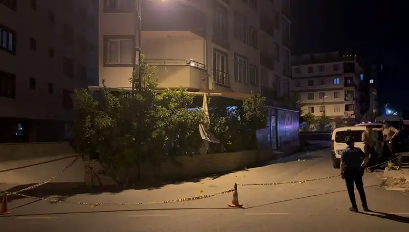 İstanbul’da Kafeye Silahlı Saldırı: Gözaltılar Var!