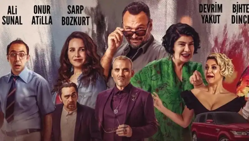 Hareket Sekiz: Yer Mekânı ve Oyuncu Kadrosuyla Göz Dolduruyor