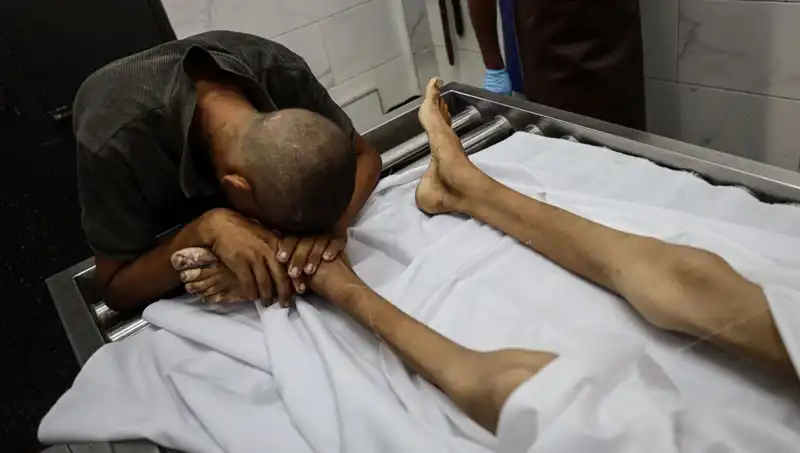 Gazze'de Açlık ve Yoksulluk Derinleşiyor: Bir Çocuk Daha Hayatını Kaybetti