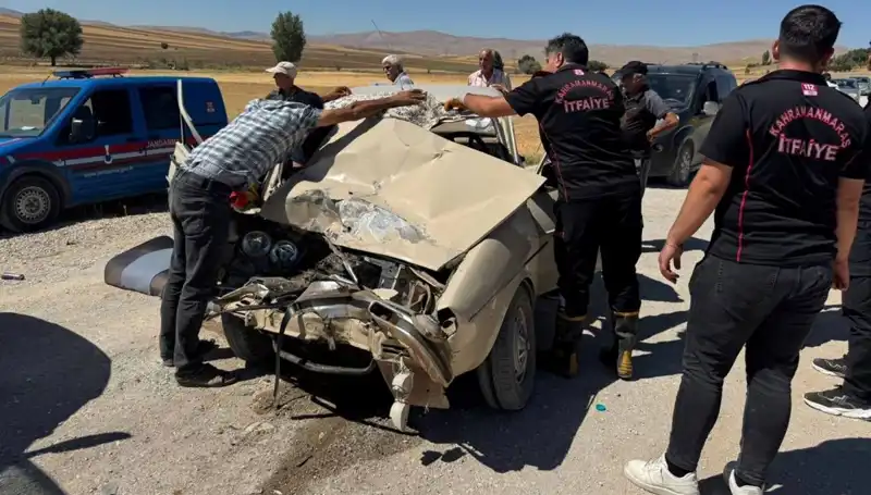 Kahramanmaraş’ta Kamyonet ve Otomobil Çarpıştı: Kazanın Şok Edici Ayrıntıları