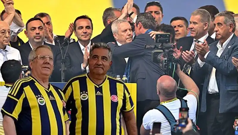 Mahmut Uslu'dan Ali Koç'a Şok İstifa Çağrısı ve Sandıkta Adaylık Sinyali