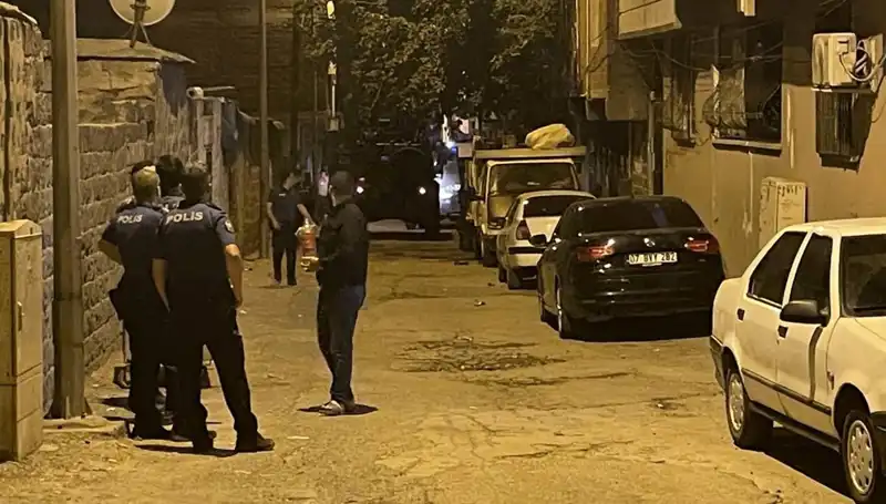 Polise Ateş Açan Şüpheli, Bacaklarından Vurularak Yakalandı: Olay Anı Detayları