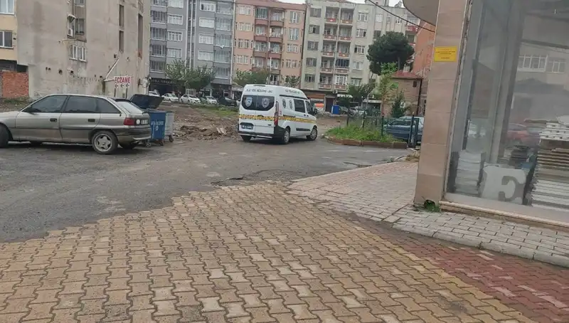 4'üncü Kattan Düşen Kadının Hayati Tehlikesi Sürüyor: Olayın Ayrıntıları