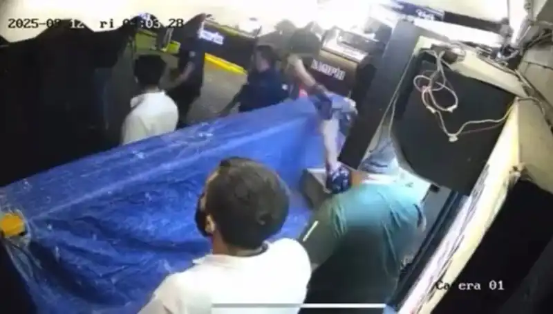 Ortaköy'de Yine Olay: Gözyaşları ve Tekmelerle Dolu Gece