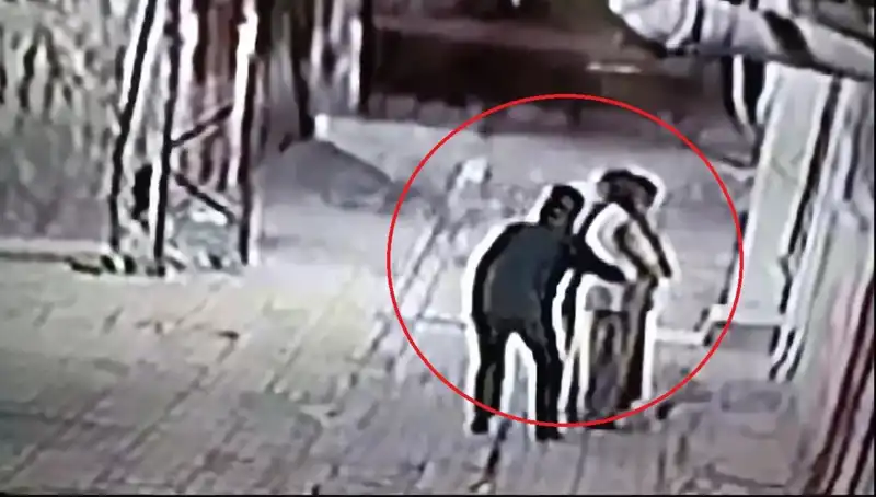 Kapkaççılara Göz Açtırmayan Polisiye Operasyon: Pazarcı ve Simitçi Kılığına Girip Baskın Yaptılar