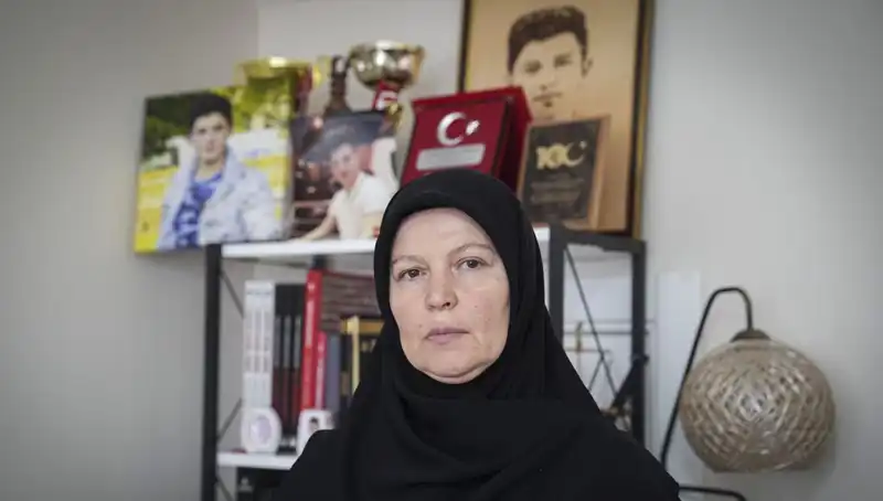 15 Temmuz'un Unutulmayan Kahramanı: 16 Yaşındaki Mahir Ayabak'ın Annesinin Acısı