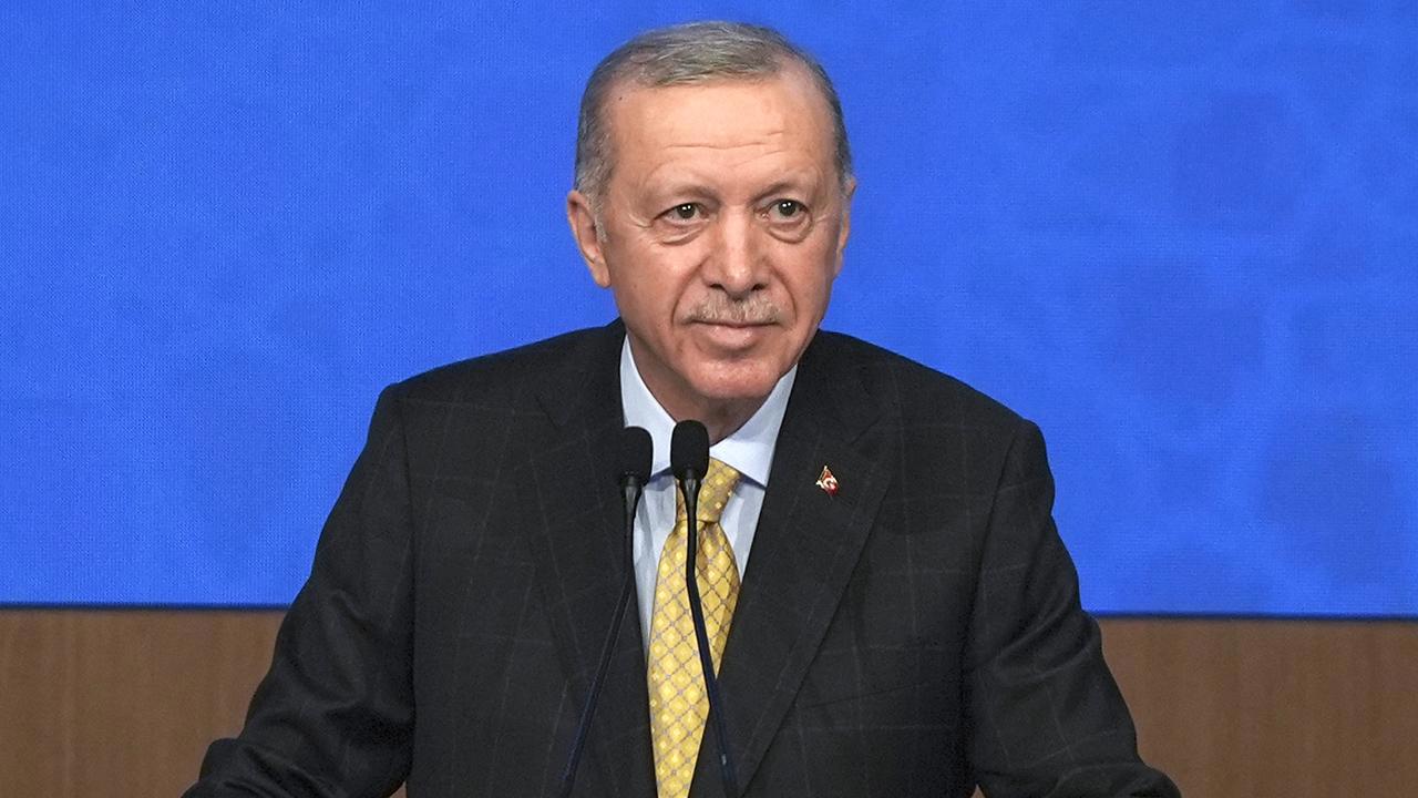 Cumhurbaşkanı Erdoğan'dan Deprem Bölgesine Müjde: Konutlar Yıl Sonunda Teslim Edilecek