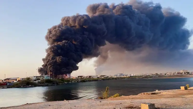 Port Sudan’da Sarsıcı Patlamalar: Havalimanı ve Ordu Üssü Gözü Mıhladı