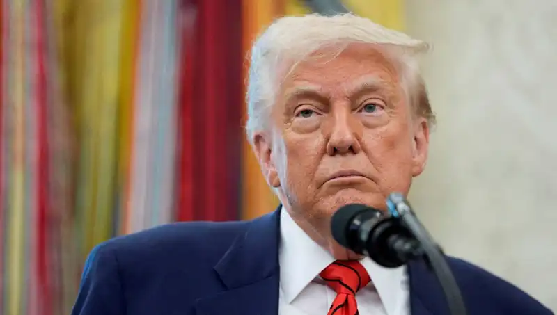 Trump, G7 Zirvesini Terk Ederek Beyaz Saray'da Acil Toplantı Düzenledi