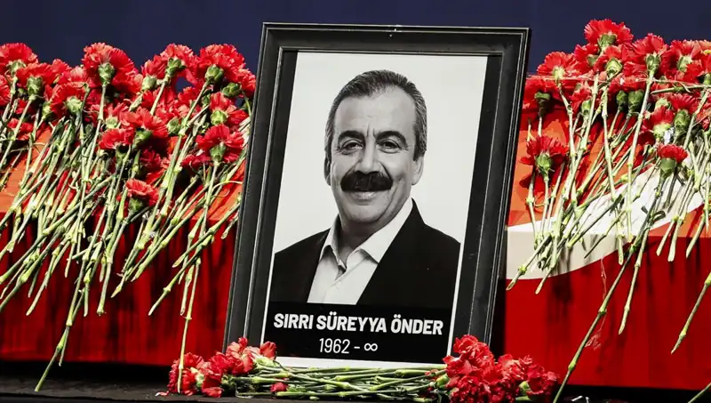 Meclis’te Sırrı Süreyya Önder Anması: Anılar ve Duygular Yeniden Canlandı