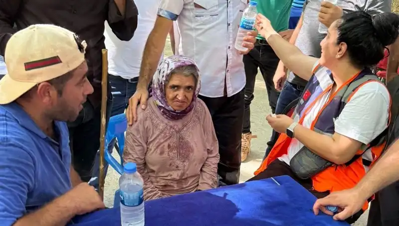 Kayıp Kadın 3 Gün Sonra Bulundu: Piknikçilere Ait İpuçları Hayatta Kalmasına Yardımcı Oldu