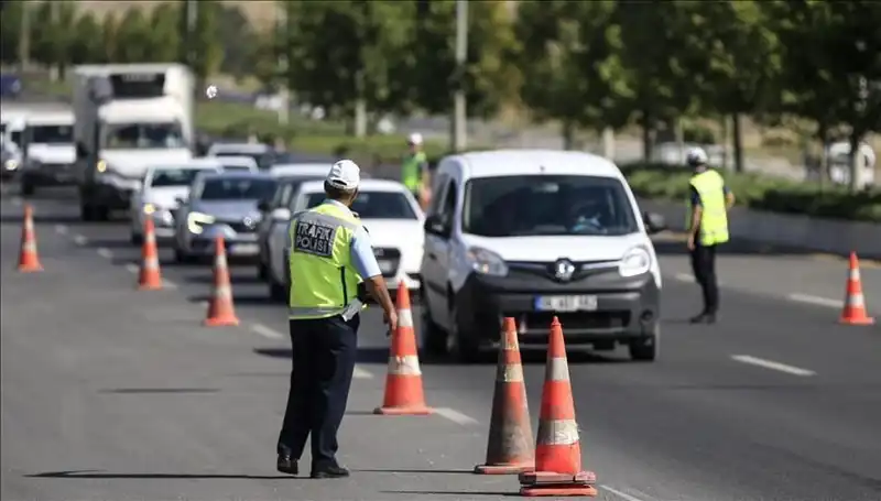 Tüneli Kapatan Konvoy: Protestonun Arka Planı ve Sonuçları