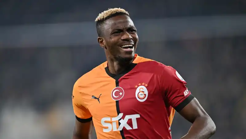 Osimhen’in Geleceği İçin İddialar Artıyor: Napoli ve Galatasaray İhtimalleri Son Bulacak mı?