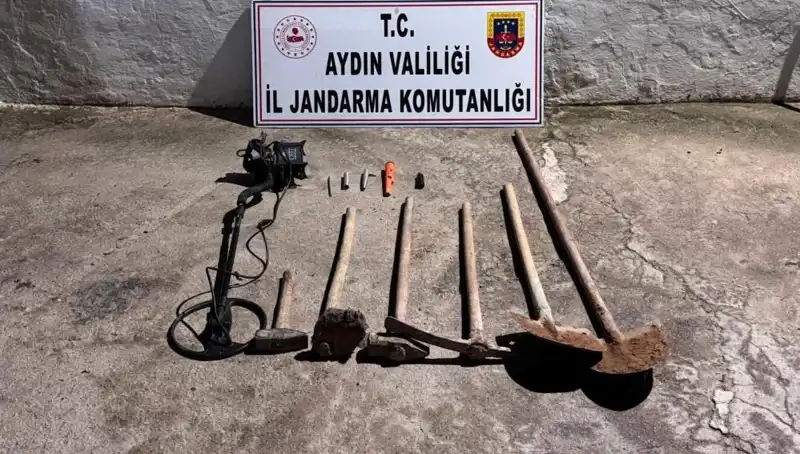 Aydın'da Kaçak Kazı Yaparken Suçüstü Yakalanan 5 Kişi
