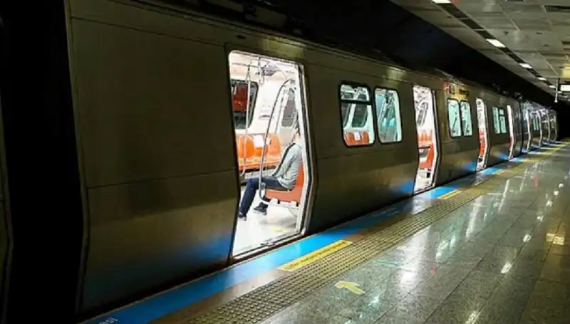 İstanbul'daki Metro Durakları Kapatılıyor: Yolcuları Neler Bekliyor?