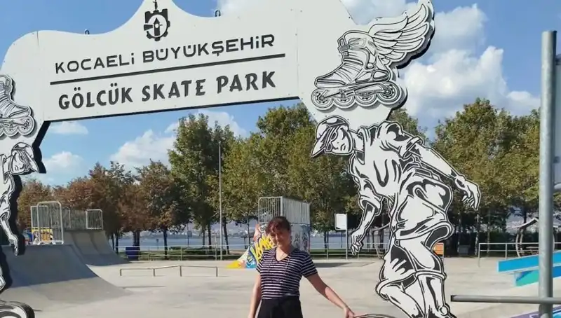 Kocaeli'de Kaykay Parkına İtalya'dan Gelen Genç Yıldızın İsim Verilmesi