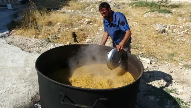 Kazanlar Kaynamaya Başladı: Ağustos’ta Gelen Geleneksel Festivaller Coşkuyla Başlıyor!