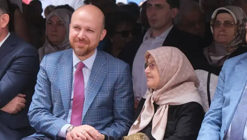 Türkiye Eğitiminde Bilal Erdoğan'dan Övgü Dolu Açıklamalar!