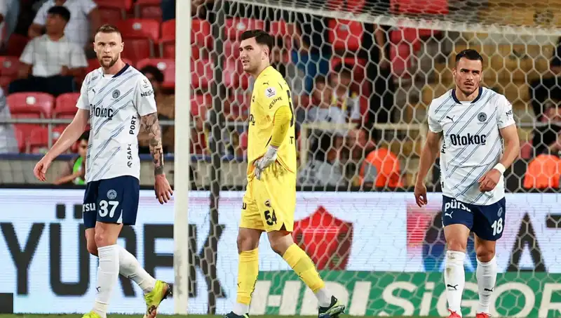 Fenerbahçe'nin Kayıplarla Dolu Sezonu: Taraftarlar Ne Olacak?