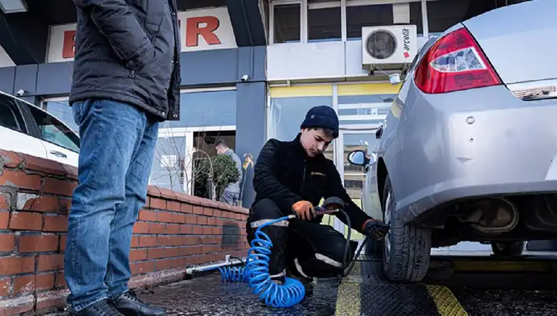 Hatalı Lastik Basıncı Trafikte Hayatları Tehdit Ediyor: Uyarılarınızı İhmal Etmeyin!