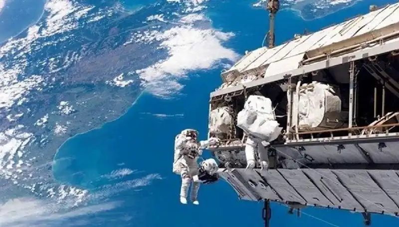NASA ve Rusya, Uzay İstasyonu İşbirliği İçin Tarihi Anlaşmayı İmzaladı