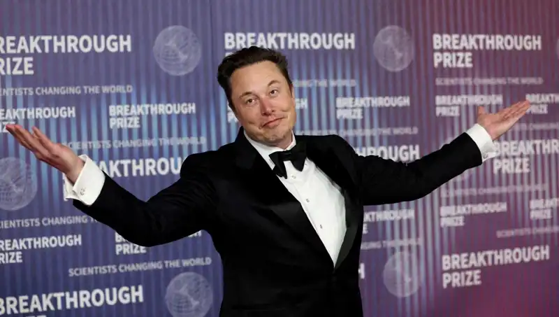 Elon Musk, X’in Yeni Mesajlaşma Uygulamasını Duyurdu: Flört Uygulaması Olacak mı?