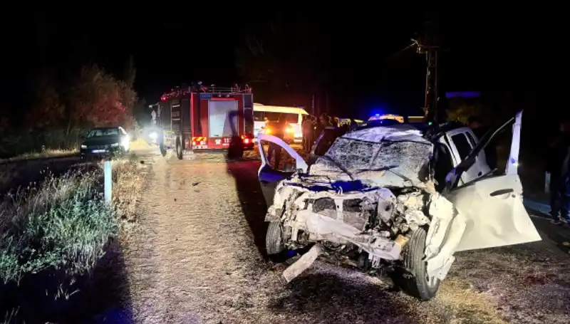 Ciple Traktör Çarpıştı: 5 Yaralı, Kaza Anının Detayları Ortaya Çıktı