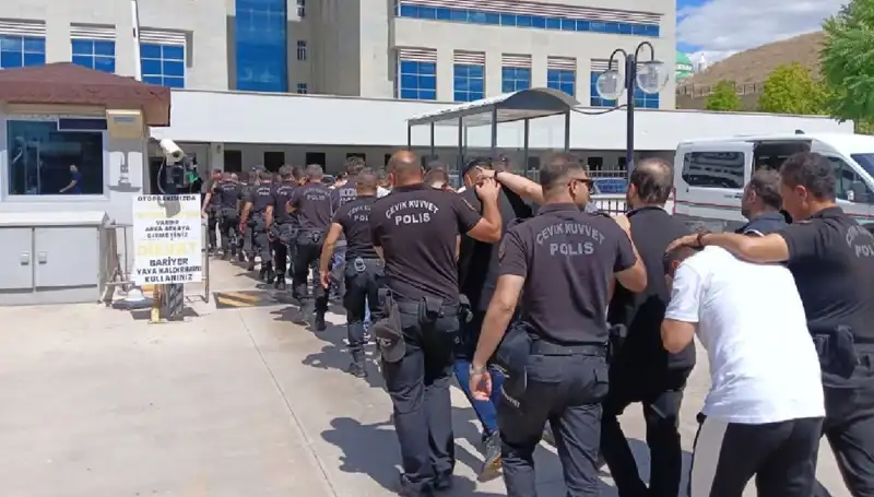 Ankara'da Avukatların Da Bulunduğu Tehditkar Haraç Çetesi Çökertildi